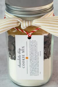 Easy Chocolate Chip Cookie Mix In A Jar (Gift Tags Included ...